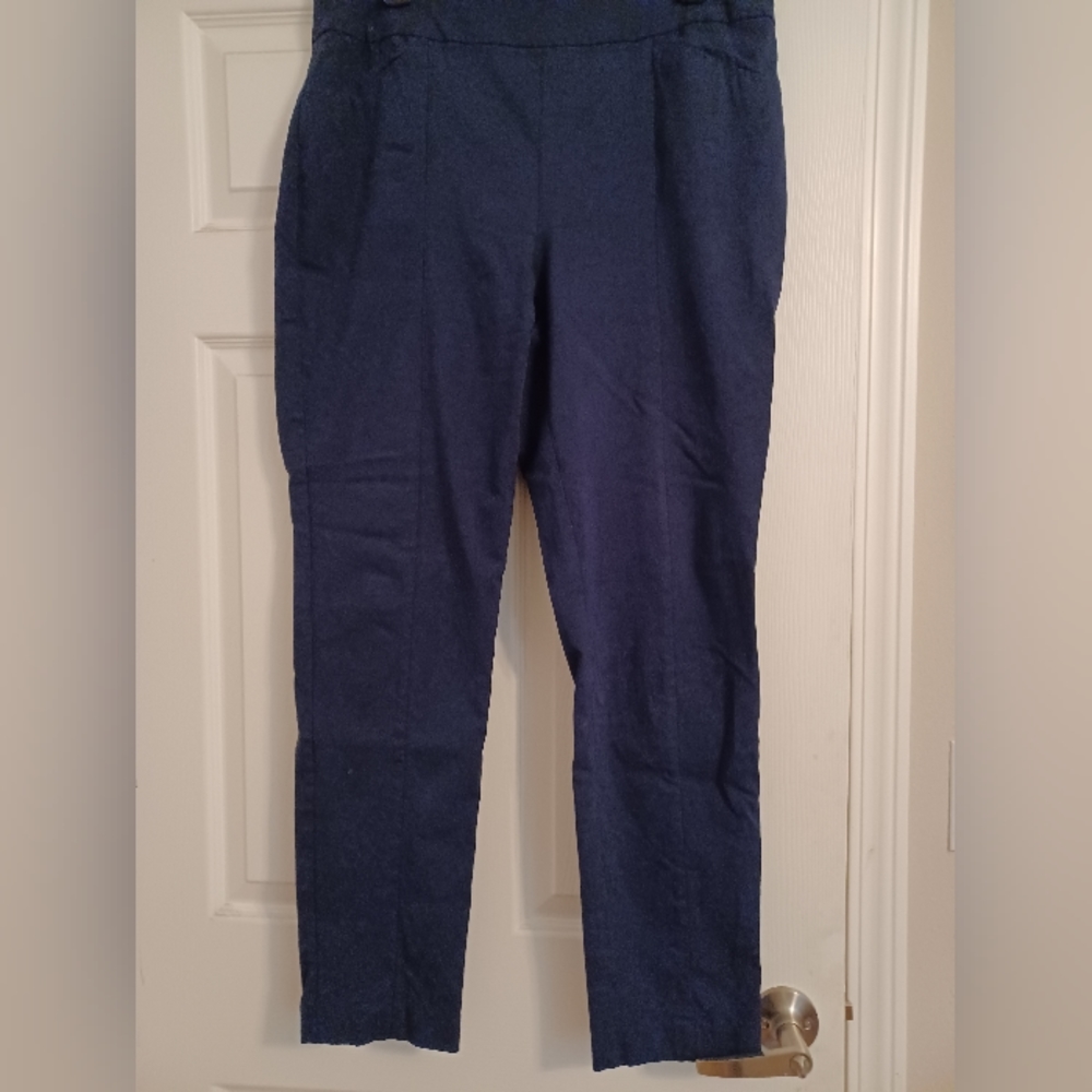 Chico's So Slimming Pants Size 2